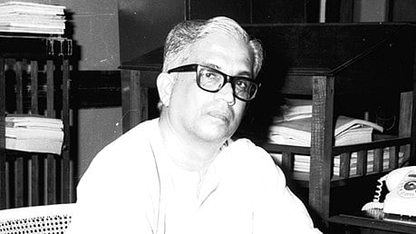 അധികാര ഗർവില്ലാത്ത കേരളത്തിൻ്റെ  മുഖ്യൻ; സി. അച്യുതമേനോൻ്റെ ഓർമകൾക്ക് 33 വയസ്