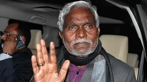 ബിജെപിയിലേക്കില്ല, എത്തിയത് വ്യക്തിഗത ആവശ്യത്തിന്; അഭ്യൂഹങ്ങൾക്ക്  മറുപടിയുമായി ചംപയ് സോറൻ