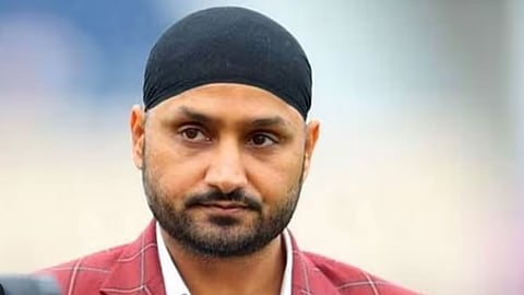 'മനുഷ്യത്വമില്ലായ്ക്കു നേരെ നിശബ്ദരായിരിക്കാനാകില്ല'; കൊല്‍ക്കത്ത ഡോക്ടറുടെ കൊലപാതകത്തില്‍ ഹര്‍ഭജന്‍ സിംഗ്