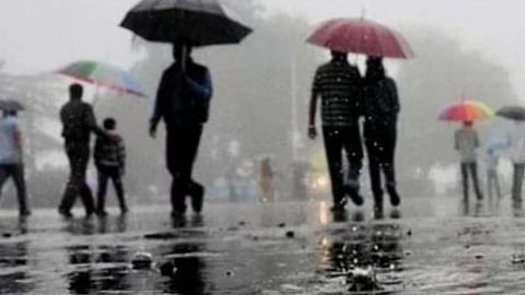 സംസ്ഥാനത്ത് ഇന്നും ശക്തമായ മഴയ്ക്ക് സാധ്യത;  നാല് ജില്ലകളിൽ 
ഓറഞ്ച് അലേർട്ട്