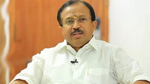 പോക്സോ കേസടക്കം റിപ്പോർട്ടിലുണ്ട്, ഗുരുതരമായ ലൈംഗിക കുറ്റകൃത്യങ്ങൾ 
ഉണ്ടായിട്ടും നടപടി എടുത്തില്ല: വി. മുരളീധരൻ
