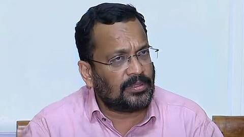 തമിഴ്നാടുമായി കൂടിയാലോചനകൾ നടക്കുന്നു; ഡാമുകൾ സംഭരണ ശേഷിയിലെത്തിയത് ജനങ്ങളെ ഭീതിയിലാക്കുന്നു: കെ.രാജൻ