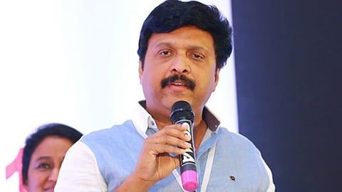 ഒന്നാം ക്ലാസ് മുതല്‍ പരീക്ഷകള്‍ നടത്തണം; കൂടുതൽ കുട്ടികൾ തോൽക്കുന്നത് പഠിപ്പിക്കൽ മോശമായതിനാല്‍: കെ.ബി. ഗണേഷ് കുമാർ