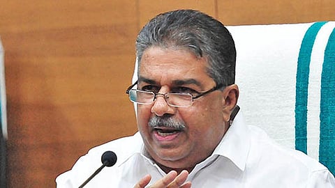 സർക്കാർ ആവശ്യപ്പെട്ടിട്ടില്ല, രാജി  സന്നദ്ധത അറിയിച്ചത് രഞ്ജിത്ത്; സജി ചെറിയാൻ