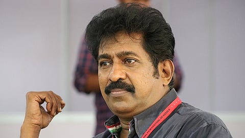 ഹേമ കമ്മിറ്റി റിപ്പോർട്ട്‌ മാതൃകാപരം; സ്ത്രീകള്‍ക്ക് വേദി ഒരുക്കിയത് ആക്രമിക്കപ്പെട്ട നടിയുടെ ധീരമായ നിലപാട്: പ്രേംകുമാർ