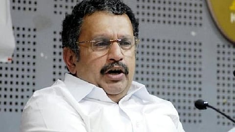 വാതിൽ മുട്ടാത്തവരുടെ പേരുകൾ പുറത്ത് വിടുന്നതാണ് നല്ലത്, കോൺക്ലേവ് നടത്തേണ്ട ആവശ്യമില്ല: കെ. മുരളീധരൻ
