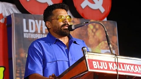 സജി ചെറിയാന്‍ വകുപ്പ് ഒഴിയണം,  സിനിമയെ പറ്റി ധാരണയുള്ളവർ മന്ത്രിസഭയിലുണ്ട്: ആഷിഖ് അബു