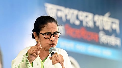 ഡോക്ടറുടെ ബലാത്സംഗക്കൊല: "ഇത്രയും സെൻസിറ്റീവായ വിഷയത്തിൽ താങ്കളുടെ ഭാഗത്ത് യാതൊരു പ്രതികരണമുണ്ടായില്ല"; പ്രധാനമന്ത്രിക്ക് വീണ്ടും കത്തയച്ച് മമതാ ബാനർജി