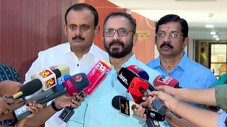 "കേന്ദ്ര കമ്മിറ്റിയുടെയും പിബിയുടെയും കാതടഞ്ഞ് പോയോ"; അന്‍വറിന്‍റെ ആരോപണങ്ങള്‍ ഒത്തുതീർപ്പാക്കാന്‍ ശ്രമിക്കുന്നുവെന്ന് കെ. സുരേന്ദ്രന്‍
