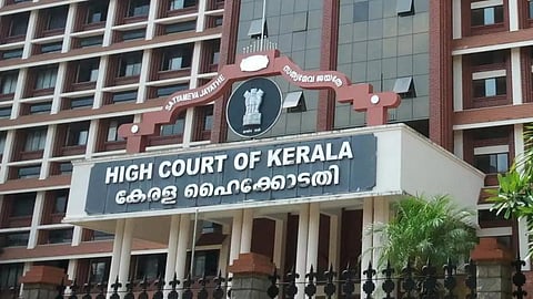 പി.വി. അൻവറിന്‍റെ ആരോപണം; പ്രത്യേക അന്വേഷണം ആവശ്യപ്പെട്ടുള്ള പൊതുതാല്‍പര്യ ഹർജി തള്ളി ഹൈക്കോടതി