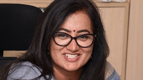 ഇത് ചരിത്രത്തിലെ സുപ്രധാന നിമിഷം, ഡബ്ല്യുസിസിയെ അഭിനന്ദിച്ച്  സുമലത