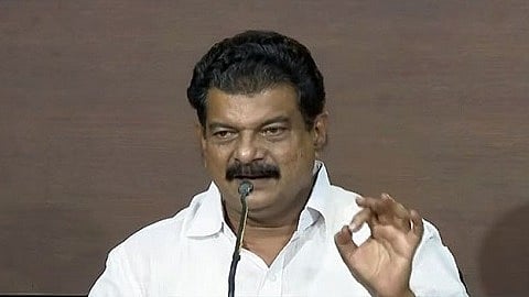 കൂടുതൽ തെളിവുകൾ തരാന്‍ ആളുകളുണ്ട്; പ്രമുഖ രാഷ്ട്രീയ കേസുകൾ എഡിജിപി അട്ടിമറിച്ചു: പി.വി. അൻവർ