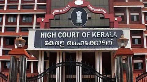 കാഫിർ സ്ക്രീൻ ഷോട്ട് വിവാദം: പോസ്റ്റിന്‍റെ ഉറവിടം കണ്ടെത്തണമെന്ന് ഹൈക്കോടതി