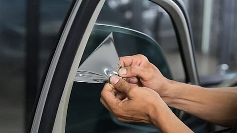 ഇനി വാഹന ഗ്ലാസുകളില്‍ ഫിലിം പതിപ്പിക്കാം; അനുമതി നല്‍കിക്കൊണ്ട് ഹൈക്കോടതി ഉത്തരവ്