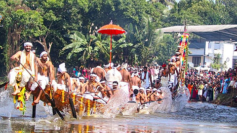 ആറന്മുള ഉത്തൃട്ടാതി വള്ളംകളി; പത്തംനതിട്ടയില്‍ ബുധനാഴ്ച  പ്രാദേശിക അവധി
