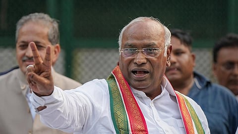 ഒരു രാജ്യം ഒരു തെരഞ്ഞെടുപ്പ്; തീരുമാനം ജനശ്രദ്ധ തിരിക്കാൻ, കേന്ദ്രത്തിൻ്റെ തീരുമാനത്തിൽ വിയോജിപ്പ് പ്രകടിപ്പിച്ച്  മല്ലികാർജുൻ ഖാർഗെ