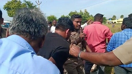 തൃശൂരിലെ എടിഎം കവര്‍ച്ച; മോഷ്ടാക്കള്‍ തമിഴ്‌നാട്ടില്‍ പിടിയില്‍, പൊലീസ് വെടിവെപ്പില്‍ ഒരാള്‍ കൊല്ലപ്പെട്ടു