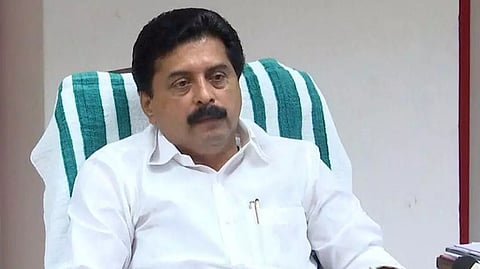 റോഷി അഗസ്റ്റിന്‍