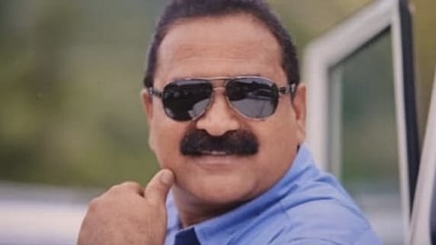 പുഷ്പനെ അധിക്ഷേപിച്ച് സമൂഹമാധ്യമത്തിൽ പോസ്റ്റിട്ടു; എസ്ഐക്ക്  സസ്പെൻഷൻ