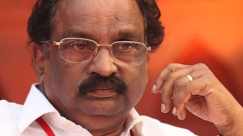 അൻവർ തീക്കൊള്ളി കൊണ്ട് തല ചൊറിയുന്നു; ആരോപണങ്ങൾ മുഖ്യമന്ത്രിയുടെ പ്രതിഛായ തകർക്കാനുള്ള ഗൂഢാലോചന: എ.കെ. ബാലൻ
