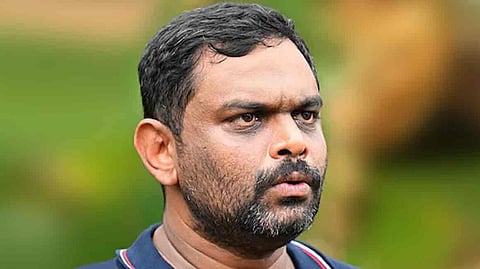 "ജനവികാരം എൻ്റെ നിയന്ത്രണത്തിലല്ല, അന്നും ഇന്നും കുടുംബത്തോടൊപ്പം"; വികാരാധീനനായി മനാഫ്