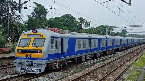 കൊല്ലം-എറണാകുളം റൂട്ടിൽ പുതിയ മെമു; തിങ്കളാഴ്ച മുതൽ സർവീസ് ആരംഭിക്കും