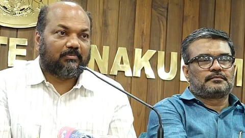 പ്രതിപക്ഷ പ്രതിഷേധം പ്രകോപനമില്ലാതെ;  ചർച്ചയിൽ നിന്ന് രക്ഷപ്പെടാനെന്നും  സംയുക്ത സമ്മേളനത്തിൽ മന്ത്രിമാർ