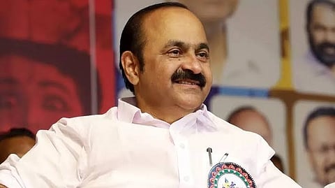 ഹേമ കമ്മിറ്റി റിപ്പോര്‍ട്ട്: ചർച്ചയ്ക്ക് തയ്യാറാകാത്തത് സർക്കാർ പ്രതിക്കൂട്ടിലായതിനാൽ: വി.ഡി. സതീശന്‍