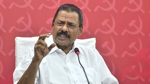 ജമാഅത്തെ ഇസ്ലാമിക്ക് ഇരട്ടത്താപ്പ്, ഭയപ്പെടുത്തേണ്ടെന്ന് ഗവര്‍ണര്‍ക്ക് മുന്നറിയിപ്പ്; മാധ്യമങ്ങള്‍ക്കെതിരെയും എം.വി. ഗോവിന്ദൻ