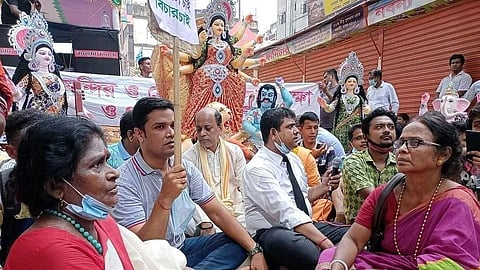 'ഹിന്ദുക്കളുടെയും  ന്യൂനപക്ഷങ്ങളുടെയും സുരക്ഷ ബംഗ്ലാദേശ് സർക്കാർ ഉറപ്പാക്കണം; ആശങ്ക അറിയിച്ച് ഇന്ത്യ