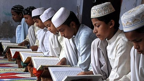 മദ്രസ ഫണ്ടിങ് നിർത്താനാവശ്യപ്പെട്ടുള്ള ദേശീയ ബാലാവകാശ കമ്മീഷന്‍റെ കത്ത്; എന്‍ഡിഎയ്ക്ക് ഉള്ളിലും ഭിന്നാഭിപ്രായം