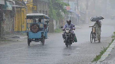 കേരളത്തിൽ മഴ കനക്കും; രണ്ട് ജില്ലകളിൽ ഇന്ന് ഓറഞ്ച് അലേർട്ട്