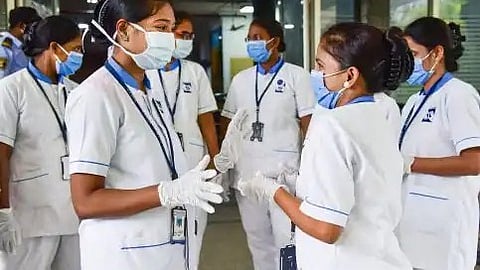 നഴ്സ് ഡിപ്ലോമയ്ക്ക് സ്വീകാര്യത കുറഞ്ഞു, യോഗ്യത ബിഎസ്‌സിയായി ഉയർത്തണം; കേരള ഗവണ്മെൻ്റ് നഴ്സസ് അസോസിയേഷൻ