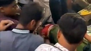 ഓട്ടോ വണ്ടിയിലിടിച്ചതിനെ ചൊല്ലി തർക്കം: യുവാവിനെ മാതാപിതാക്കളുടെ മുന്നിലിട്ട് അടിച്ചു കൊന്നു