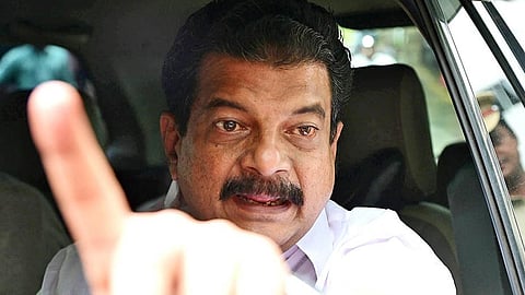 "സിപിഎമ്മിൽ പോയാൽ എൻ്റെ ഗതി വരും";  പി. സരിന് അൻവറിൻ്റെ മുന്നറിയിപ്പ്