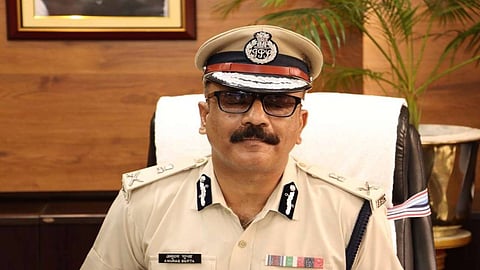 ഭൂതകാലം ശരിയല്ല; തെരഞ്ഞെടുപ്പിന് മുന്നോടിയായി ജാര്‍ഖണ്ഡ് ആക്ടിങ് ഡിജിപിയെ മാറ്റാന്‍ ഉത്തരവ്