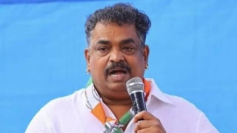 അനധികൃതമായി ഇരുമ്പയിര് കടത്തിയെന്ന കേസ്; കാര്‍വാര്‍ MLA സതീഷ് കൃഷ്ണ സെയിലിന് ഏഴ് വര്‍ഷം തടവ്
