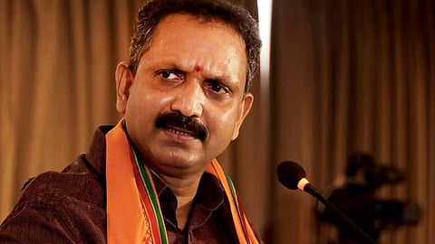 പി. ജയരാജൻ്റെ പുസ്തകത്തിലെ പരാമർശവും മുഖ്യമന്ത്രിയുടെ നിലപാടും ജനങ്ങളുടെ കണ്ണിൽ പൊടിയിടാൻ: കെ. സുരേന്ദ്രൻ