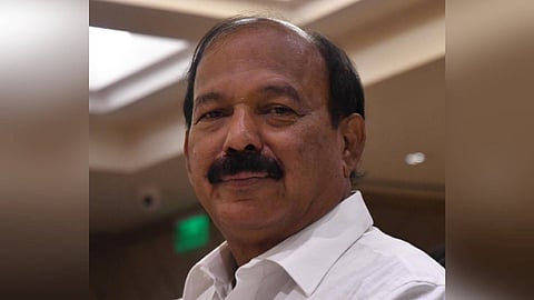 തുടർച്ചയായി എംഎൽഎ ആയത്  8 തവണ ! മഹാരാഷ്ട്ര നിയമസഭക്കൊപ്പം ഗിന്നസ് റെക്കോർഡും ഉന്നം വെക്കുന്ന കാളിദാസ് കൊളംബ്കർ