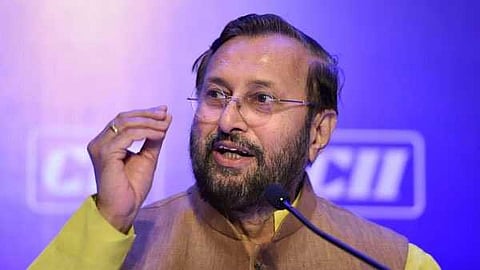വഖഫ് രാജ്യത്തെ പ്രധാന പ്രശ്നം; സന്ദീപ് വിഷയത്തിൽ മറുപടിയില്ലെന്ന് പ്രകാശ്  ജാവ്ദേക്കർ