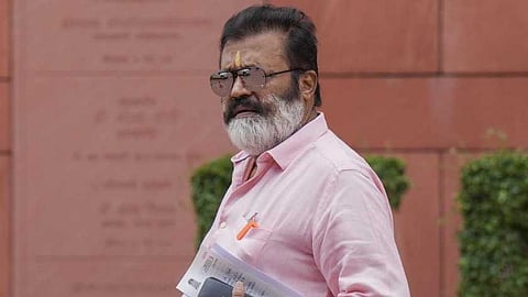 സുരേഷ് ഗോപിയെ ജി7 സമ്മേളനത്തിലെ ഇന്ത്യൻ സംഘത്തലവനാക്കി മോദി; ഔദ്യോഗിക  ചുമതലകളെ ബാധിക്കാതെയുള്ള അഭിനയത്തിനും അനുമതി