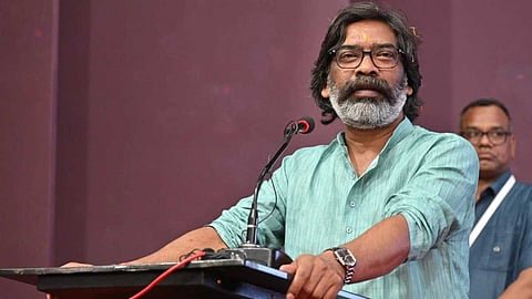 'ആദിവാസികൾ വിഡ്ഢികളല്ല, നല്ല സുഹൃത്ത് ആരെന്ന് അവർക്ക് നന്നായി അറിയാം'; ബിജെപിയെ വിമർശിച്ച് ഹേമന്ത് സോറന്‍