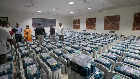 ജനഹിതം നാളെയറിയാം; പ്രതീക്ഷയിൽ മുന്നണികൾ