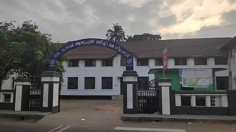 IMPACT | കോഴിക്കോട് ബീച്ച് ആശുപത്രിയിലെ ചികിത്സാ പിഴവ്; ഇടപെട്ട് മനുഷ്യാവകാശ കമ്മീഷന്‍