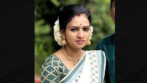 തിരുവനന്തപുരത്ത് നവവധു ഭർതൃവീട്ടിൽ മരിച്ച നിലയിൽ