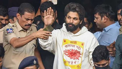 അല്ലു അർജുൻ 14 ദിവസത്തേക്ക്  റിമാൻഡിൽ; ചഞ്ചൽഗുഡ ജയിലിലേക്ക് മാറ്റും