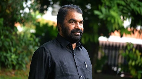 ''എസ്എസ്എല്‍സി ചോദ്യപേപ്പര്‍ ചോര്‍ന്നത് യൂട്യൂബ് ചാനലിന്റെ മിടുക്കാണെന്ന് കരുതേണ്ട; പൊതു വിദ്യാഭ്യാസ മേഖലയോടുള്ള വെല്ലുവിളി''