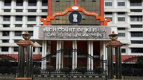 സര്‍ക്കാരിന് തിരിച്ചടി; വാര്‍ഡ് വിഭജന ഉത്തരവ് ഹൈക്കോടതി റദ്ദാക്കി