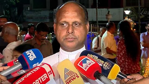 പുല്‍ക്കൂട് തകർത്ത സംഭവം; ക്രൈസ്തവർക്കും പൊതു സമൂഹത്തിനുമെതിരെയുമുള്ള ആക്രമണം: പാലക്കാട് രൂപതാ ബിഷപ്പ്