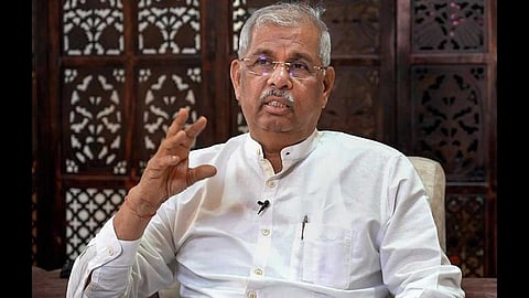 കുട്ടിക്കാലം മുതൽ ആർഎസ്എസുമായി അടുത്ത ബന്ധം; ആരാണ്  
സംസ്ഥാനത്തെ പുതിയ ഗവർണർ രാജേന്ദ്ര വിശ്വനാഥ് അർലേക്കർ?